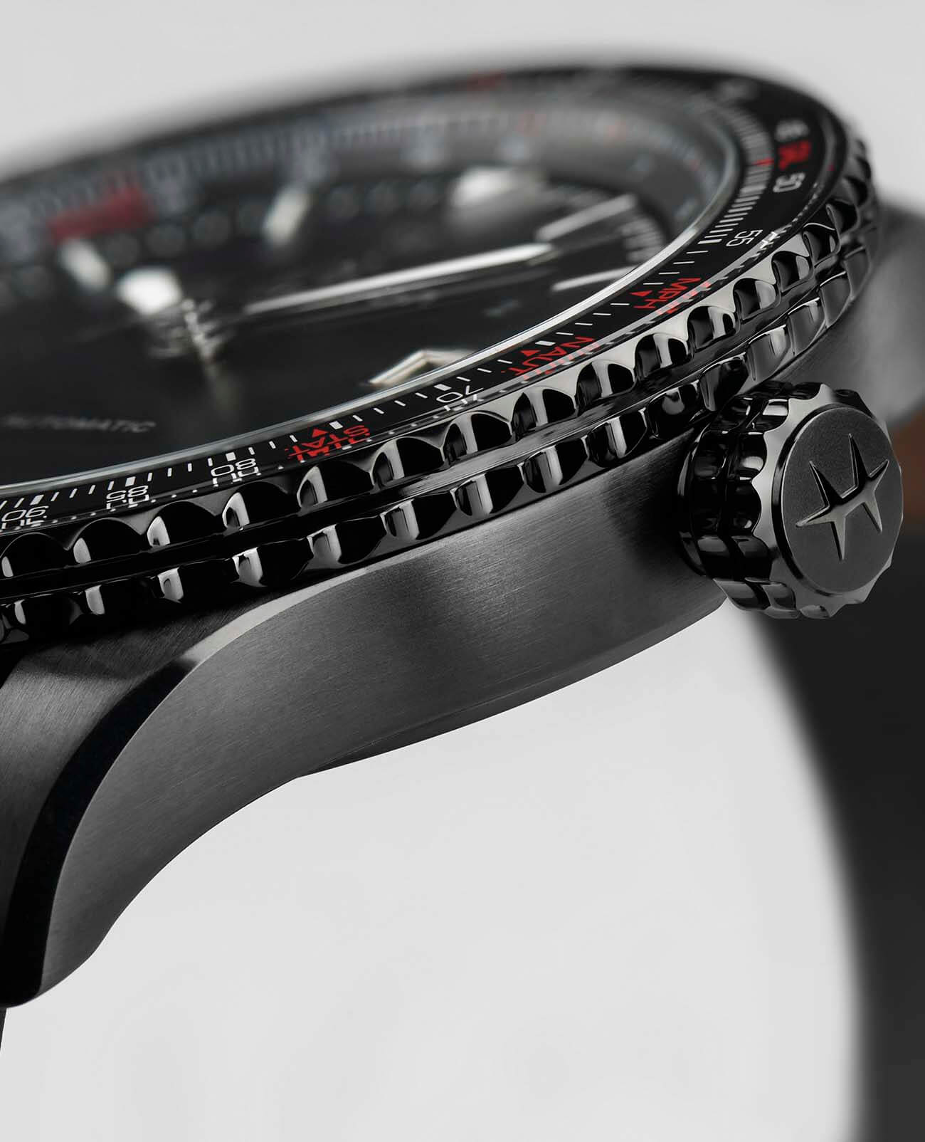 Hamilton Hamilton Khaki Aviation Converter H76625530  - задняя крышка металл сталь корпуса, швейцария часы