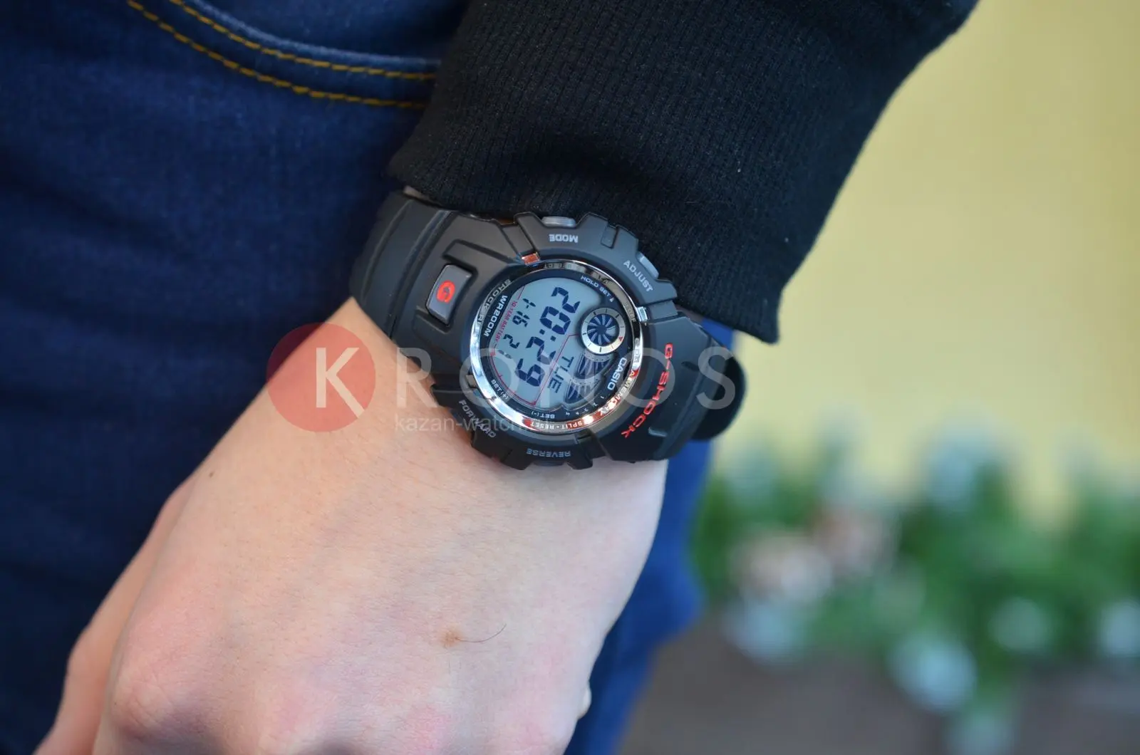 Часы Casio G-Shock G-2900F-1VER купить в Уфе по цене 10326 RUB: описание,  характеристики