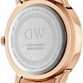 Daniel Wellington Daniel Wellington Iconic Link DW00100212 женские часы черный циферблат на запястье