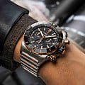 Breitling Breitling Super Chronomat B01 44 UB0136251B1U1, chronomat швейцария мужские часы на браслете нержавеющая сталь + золото 18к боковой вид