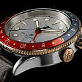 Timex Timex Waterbury Traditional GMT TW2U99100,  сша мужские часы на браслете кожаный боковой вид