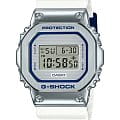 Casio Casio G-Shock GM-5600LC-7 (GM-5600LC-7) GM GM-5600LC-7 электронные мужские часы серебристый циферблат, браслет пластик — вид спереди