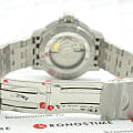 Tissot T1204071104100 мужские часы застежка крупным планом