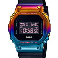 Casio Casio G-Shock GM-5600SN-1 лимитированной серии GM-5600SN-1ER электронные мужские часы черный циферблат, браслет полимер — вид спереди