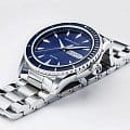 Hamilton Hamilton Jazzmaster Seaview Day Date Quartz H37551141  — детали корпуса и нержавеющая сталь
