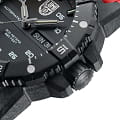 Luminox Luminox Master Carbon SEAL Automatic XS.3875 механические мужские часы часы крупный план черный циферблата