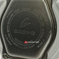 Боковая сторона корпуса Casio Casio Baby-G BA-130-7A1DR (BA-130-7A1ER) с заводной головкой и логотипом бренда