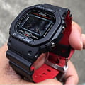 Casio Casio G-Shock DW-5600HR-1E DW-5600HR-1E оригинальные мужские часы в комплекте с коробкой