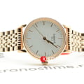 Tissot Tissot Everytime Small T109.210.33.031.00 кварцевые женские часы часы крупный план белый циферблата