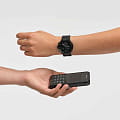 Swatch SB02B103-5300 мужские часы застежка крупным планом