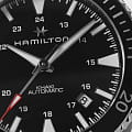 Hamilton H82335131 мужские часы застежка крупным планом