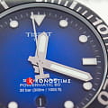 Tissot T1204071704100 мужские часы застежка крупным планом