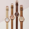 Casio SHE-3806GL-9A женские часы застежка крупным планом