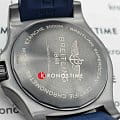 Breitling M17368D71C1S1 мужские часы застежка крупным планом