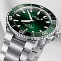 Oris Oris Aquis 01 733 7730 4157-07 8 24 05PEB , наручные мужские часы фото под углом