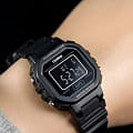 Casio Casio Collection LA-20WH-1BDF (LA-20WH-1B) Retro наручные женские часы фото под углом.