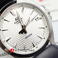 Casio EFV-140L-7A мужские часы застежка крупным планом
