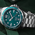 Certina Certina DS Action C032.451.11.097.00 мужские часы зеленый циферблат на запястье