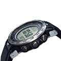 Casio PRW-30-1AER наручные мужские часы застежка крупным планом