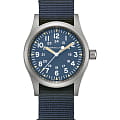 Hamilton Hamilton Khaki Field Mechanical H69439940  H69439940 механические мужские часы синий циферблат, браслет тканевый — вид спереди